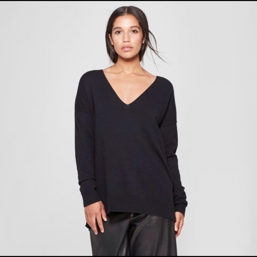 Black V Neck Long Sleeve Pullover Knit Sweater